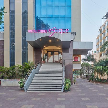 Hotel Studio Estique Пуна Экстерьер фото
